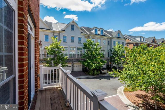 5228 HAROLD SECORD ST, Alexandria, VA 22304