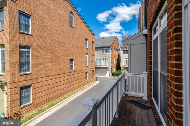 5228 HAROLD SECORD ST, Alexandria, VA 22304