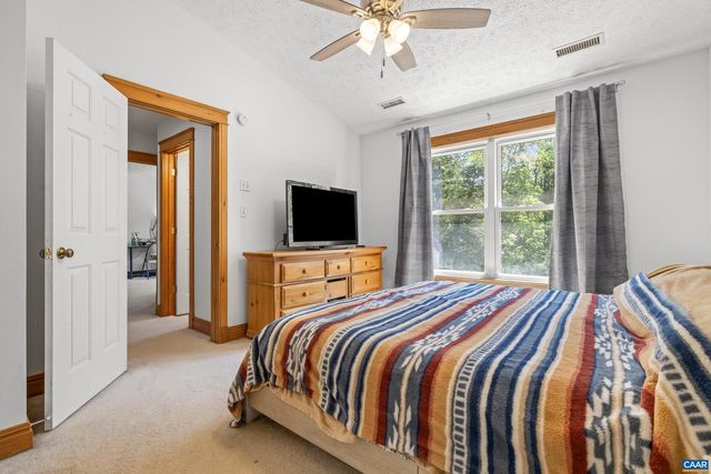 4 OLD HOMESTEAD CIR, Palmyra, VA 22963