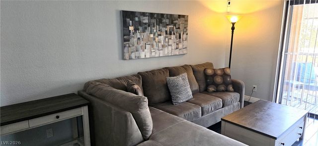 2700 North Rainbow Boulevard 2133, Las Vegas, NV 89108