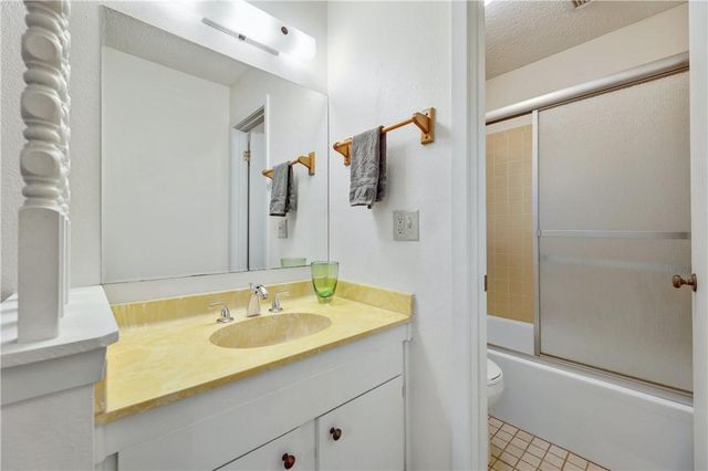 11915 Charing Cross RD A, Austin, TX 78759