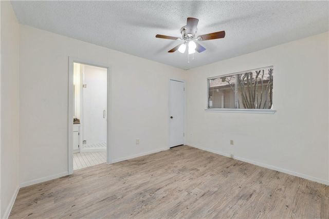 11915 Charing Cross RD A, Austin, TX 78759