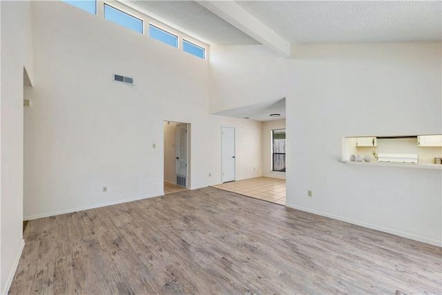 11915 Charing Cross RD A, Austin, TX 78759