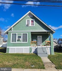 2912 HILLCREST AVE, Parkville, MD 21234