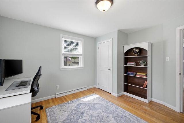 9 Claude Rd, Chelmsford, MA 01824