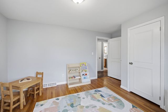 9 Claude Rd, Chelmsford, MA 01824