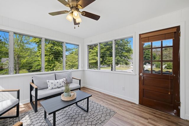 9 Claude Rd, Chelmsford, MA 01824