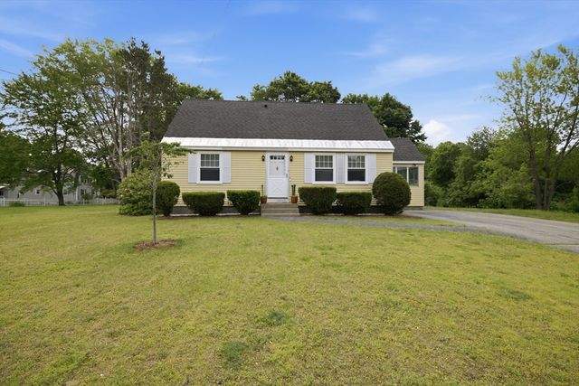 9 Claude Rd, Chelmsford, MA 01824