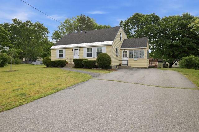9 Claude Rd, Chelmsford, MA 01824