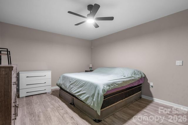 2120 40th Avenue Court NE, Hickory, NC 28601