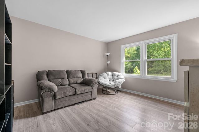 2120 40th Avenue Court NE, Hickory, NC 28601