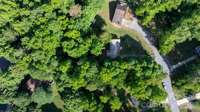 2120 40th Avenue Court NE, Hickory, NC 28601