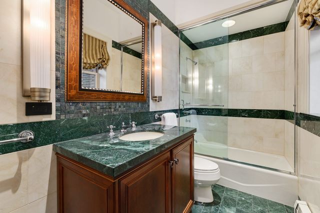 189 E LAKE SHORE Drive PH18, Chicago, IL 60611