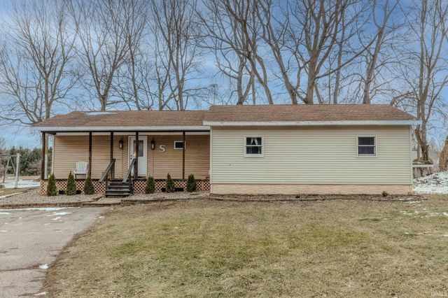 4445 N 1St Place, Leesburg, IN 46538