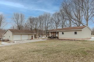 4445 N 1St Place, Leesburg, IN 46538