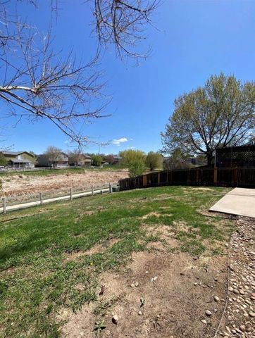 3824 S Kirk Way, Aurora, CO 80013