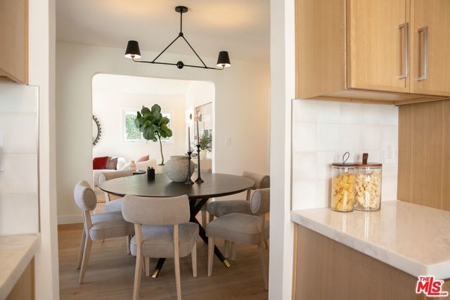 7508 Rosewood Avenue, Los Angeles, CA 90036