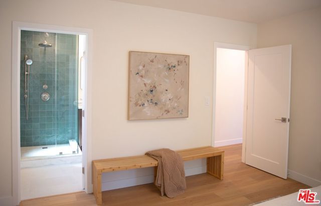 7508 Rosewood Avenue, Los Angeles, CA 90036