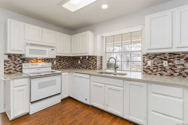 31949 Oak Ridge Pkwy, Bulverde, TX 78163