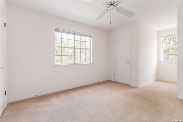 31949 Oak Ridge Pkwy, Bulverde, TX 78163