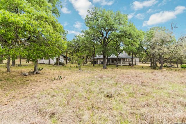 31949 Oak Ridge Pkwy, Bulverde, TX 78163
