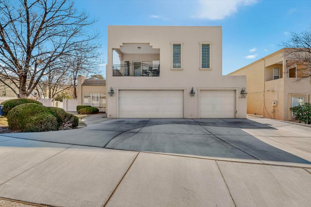 11436 Woodmar Lane NE, Albuquerque, NM 87111