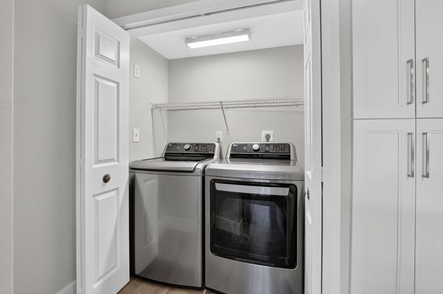 104 HALF MOON Circle D2, Hypoluxo, FL 33462