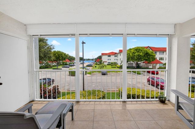 104 HALF MOON Circle D2, Hypoluxo, FL 33462