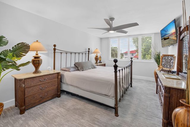 104 HALF MOON Circle D2, Hypoluxo, FL 33462