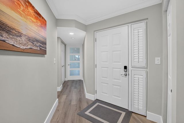 104 HALF MOON Circle D2, Hypoluxo, FL 33462
