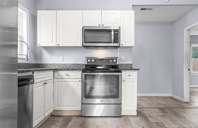 313 S Racepath Street, Fayetteville, NC 28301