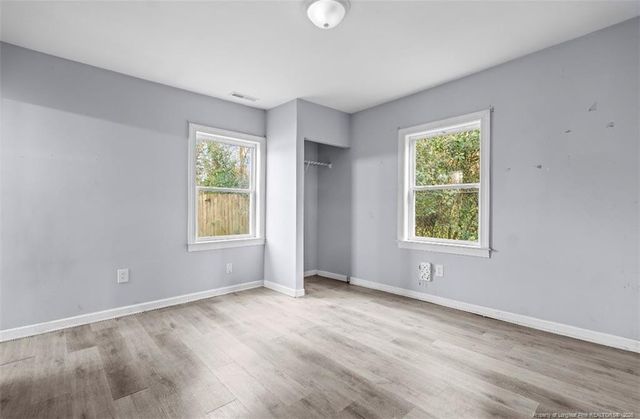 313 S Racepath Street, Fayetteville, NC 28301