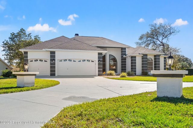 9570 Southern Belle Drive, Weeki Wachee, FL 34613