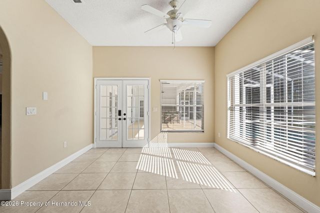 9570 Southern Belle Drive, Weeki Wachee, FL 34613