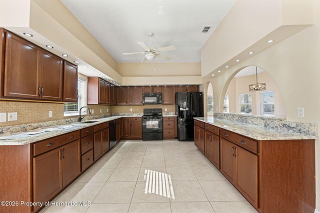 9570 Southern Belle Drive, Weeki Wachee, FL 34613