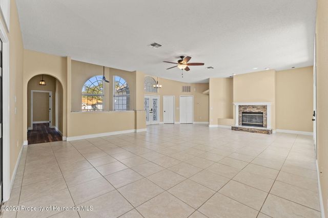9570 Southern Belle Drive, Weeki Wachee, FL 34613