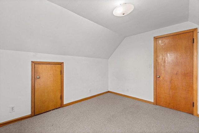 8924 W Lincoln AVENUE, West Allis, WI 53227