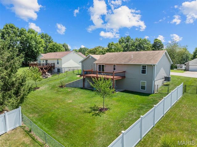 813 Northridge Drive, Marthasville, MO 63357