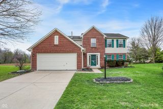5761 Cantigny Way S, Carmel, IN 46033