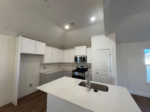 9020 Blackfork Lane, Oklahoma City, OK 73160