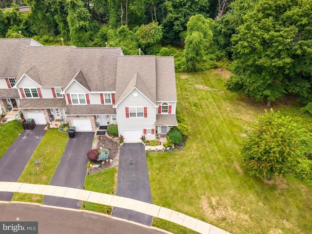 764 EDDEN CT, Southampton, PA 18966