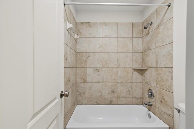 18307 All Oak Trail, Houston, TX 77084