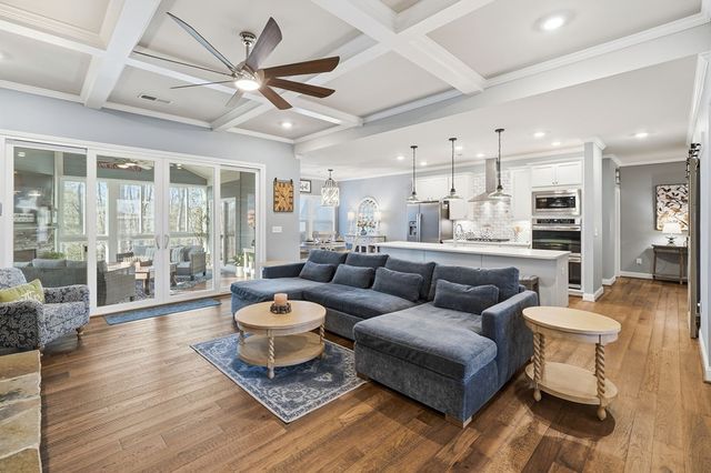 218 Highland Pointe Drive, Ellijay, GA 30536