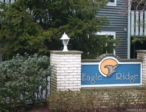 88 Eagle Ridge Way, Nanuet, NY 10954