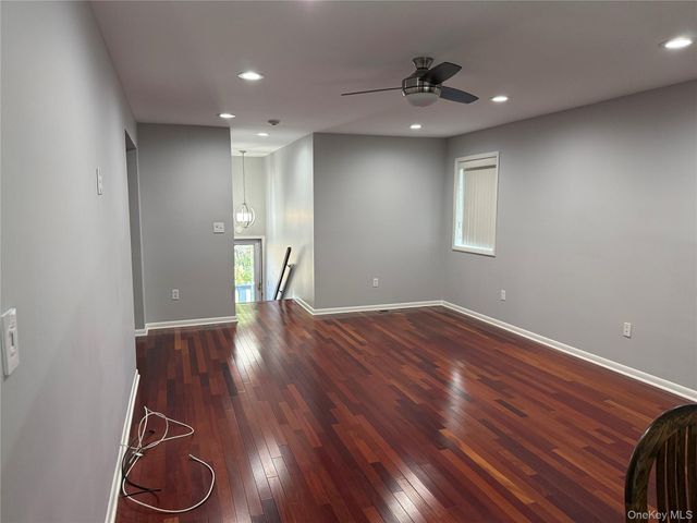 88 Eagle Ridge Way, Nanuet, NY 10954