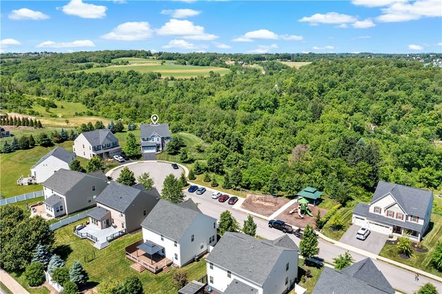 1017 Pinnacle Ct, South Fayette, PA 15057