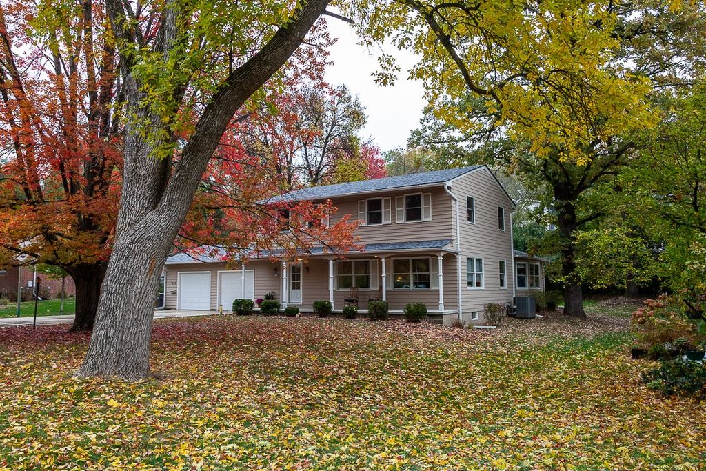 515 Glenview Drive, Des Moines, IA 50312