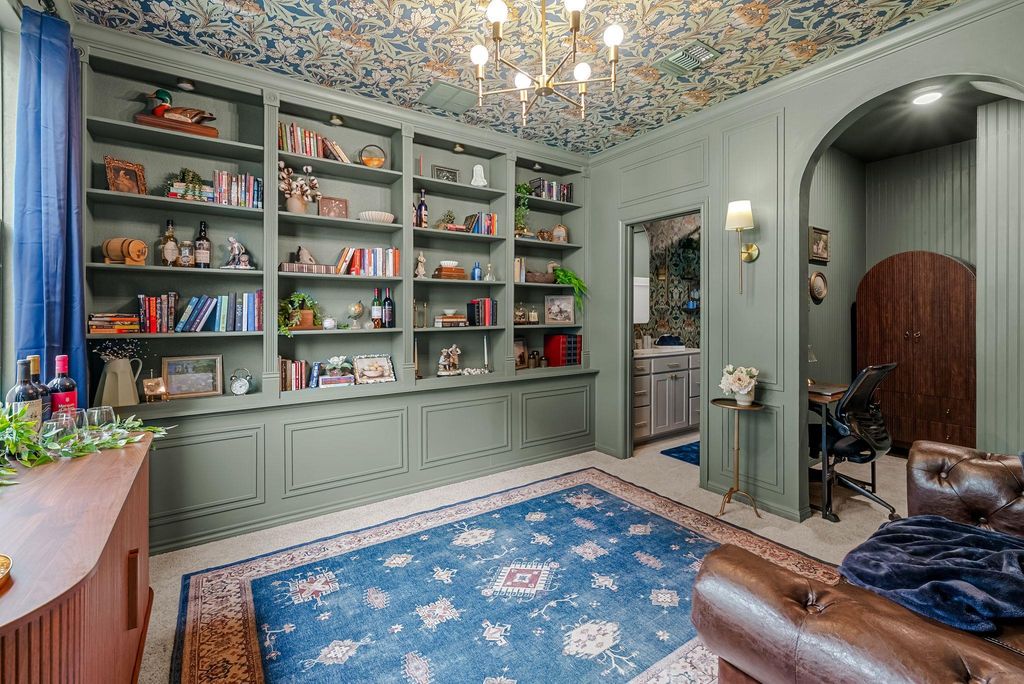 217 McCrae DR, Liberty Hill, TX 78642