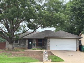 1901 Paisley Street, Denton, TX 76209