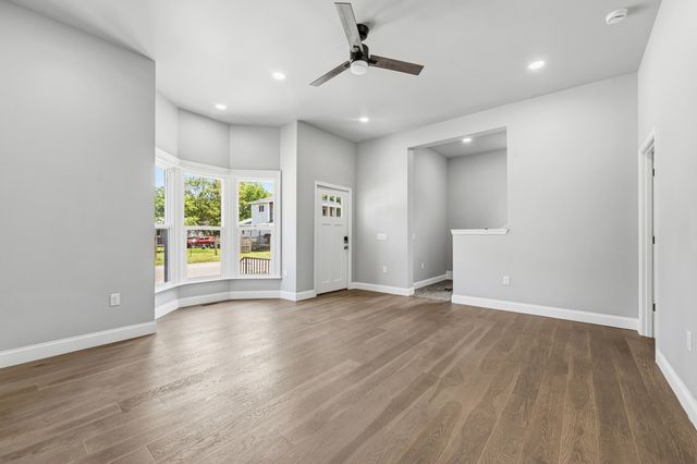 18 Franklin Street, Hartford, MI 49057